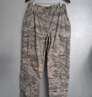 NWOT Military Air Force Camo Women's Utility Pants   Size 14R